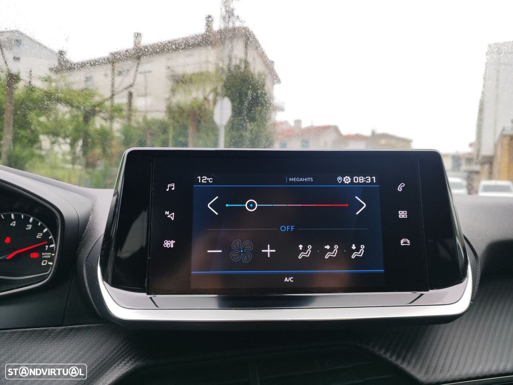 Peugeot 208 1.2 PureTech Active Pack - 16