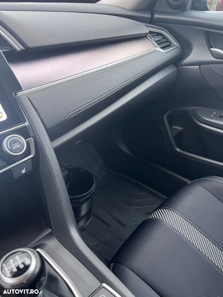 Honda Civic 1.5 VTEC Turbo Prestige - 11