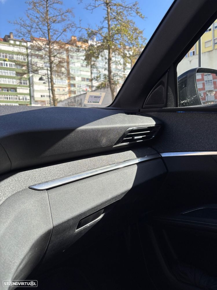 Peugeot 5008 - 4