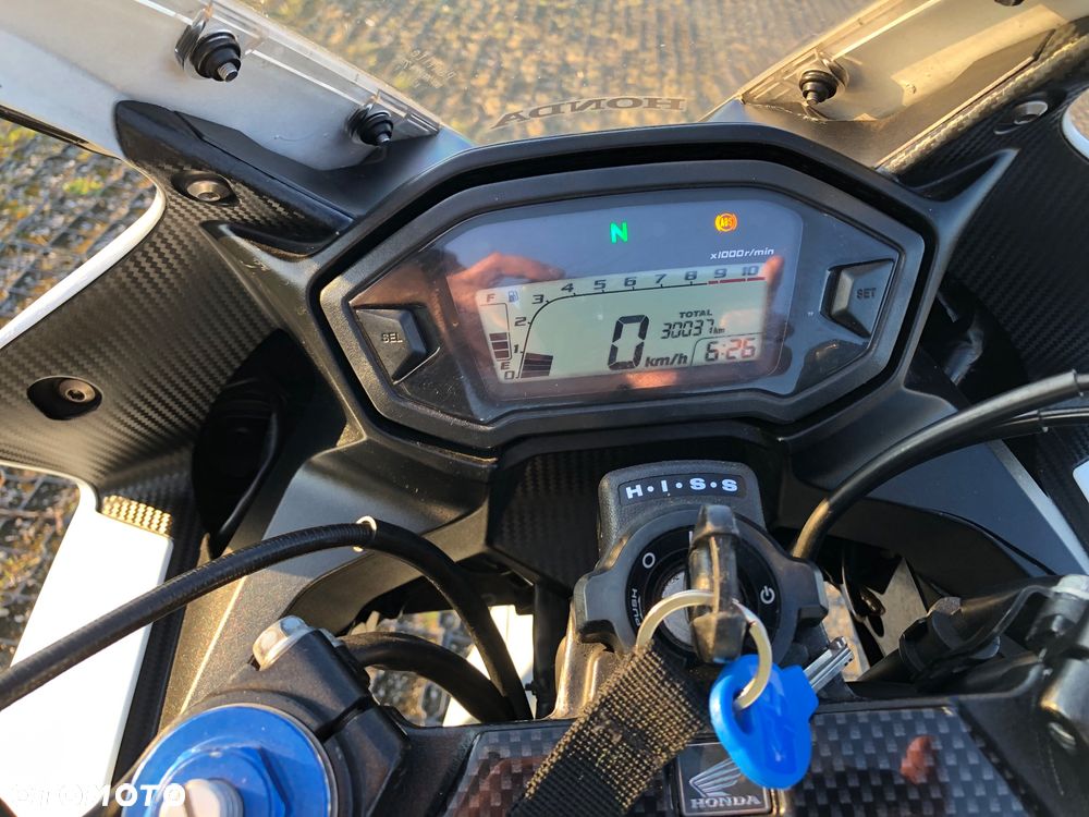 Honda CBR - 6