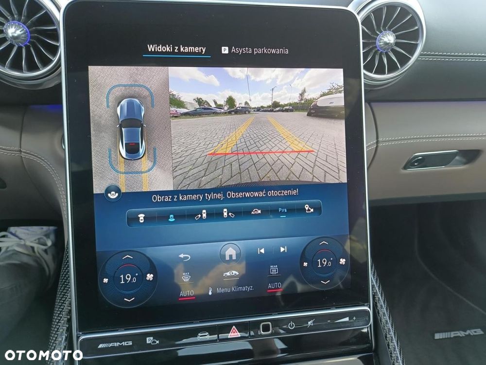 Mercedes-Benz AMG GT - 22