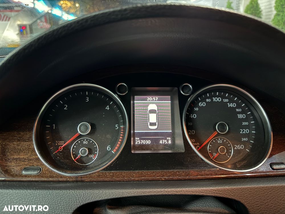 VOLKSWAGEN Passat 2011 — imagine 9