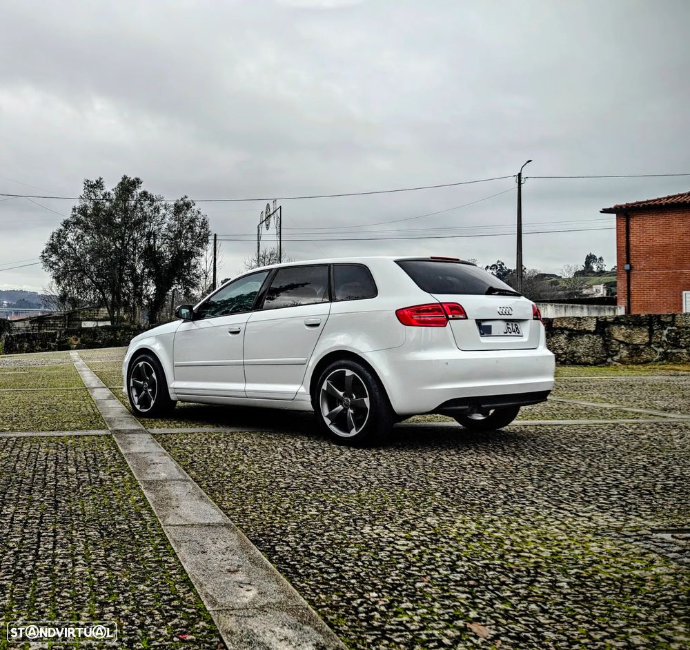 Audi A3 Sportback 1.6 TDI S tronic sport - 22