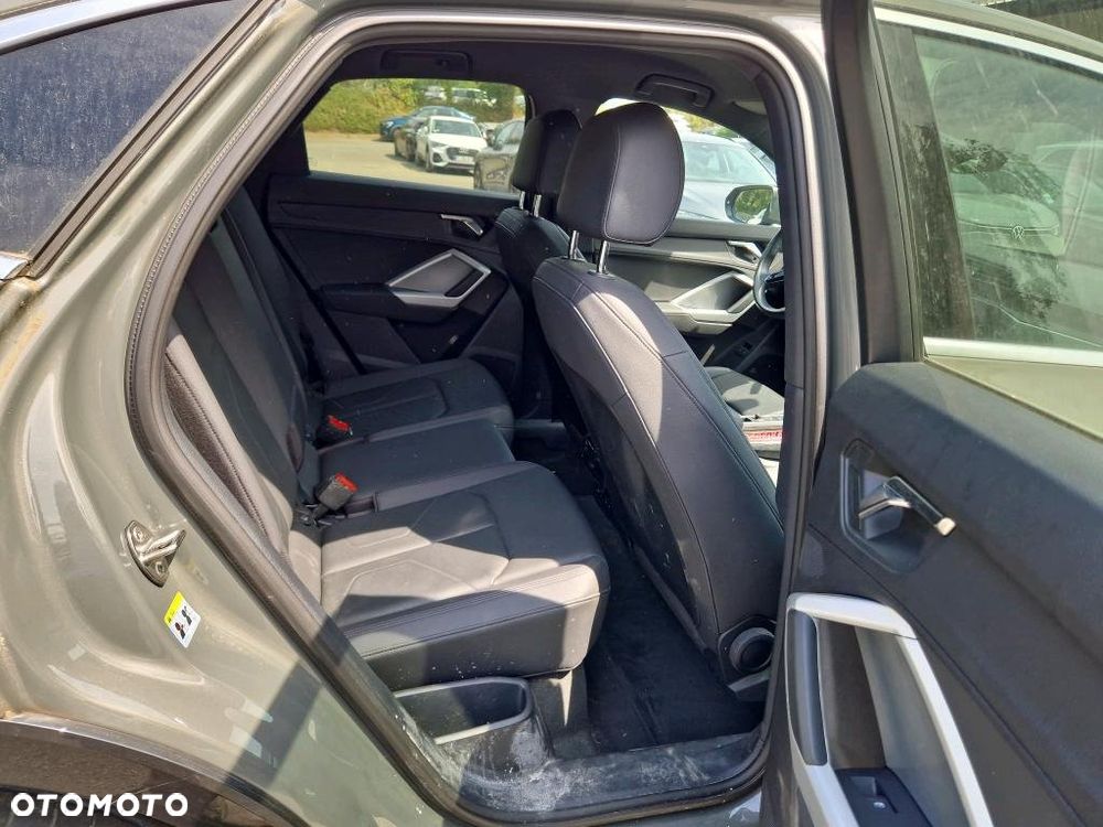 Audi Q3 45 TFSIe S tronic - 13