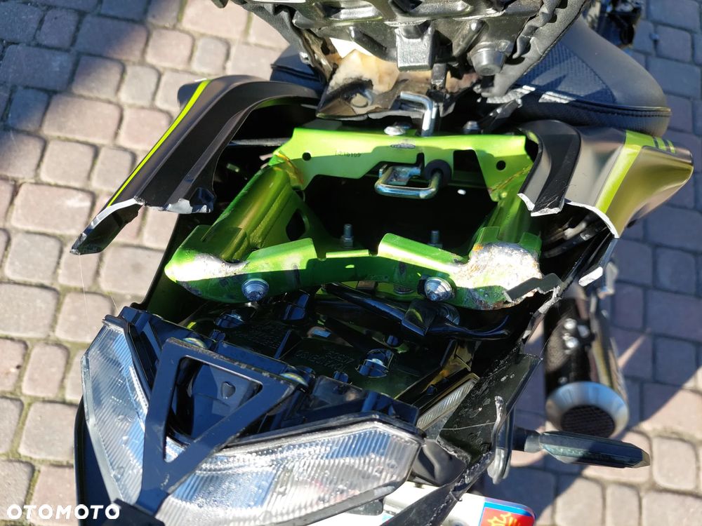 Kawasaki Z 900 - 14