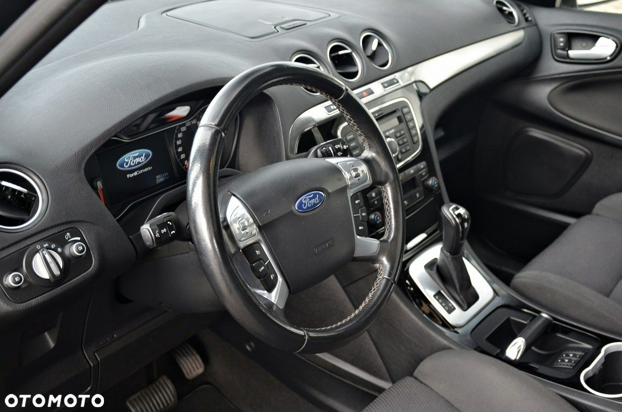Ford S-Max - 21
