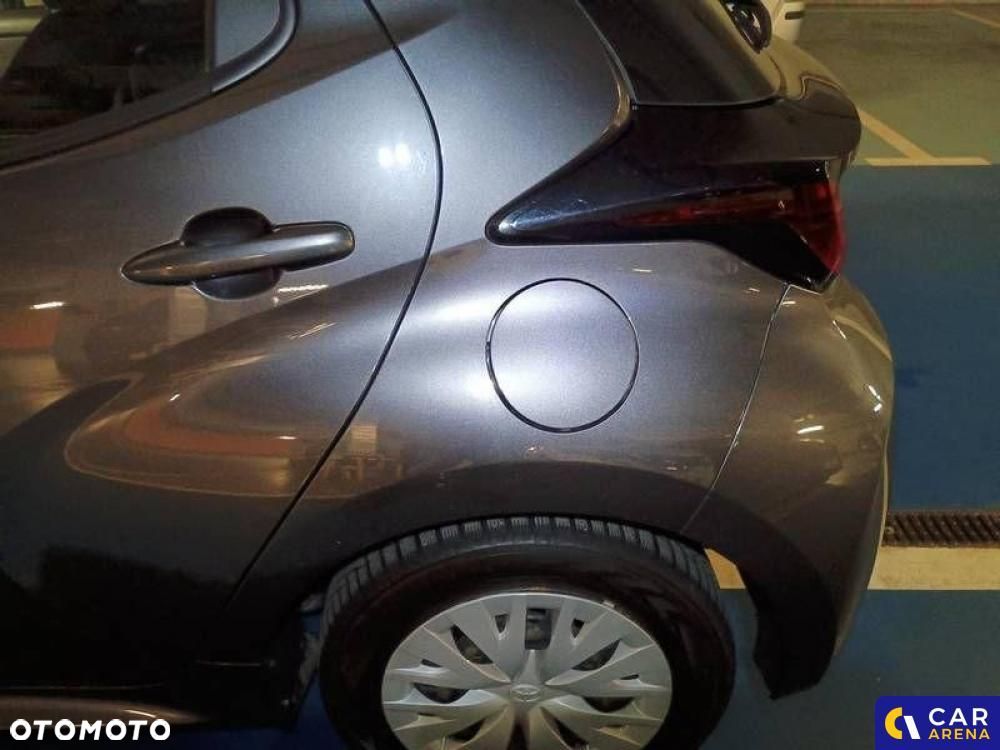 Toyota Yaris 1.5 Comfort - 34
