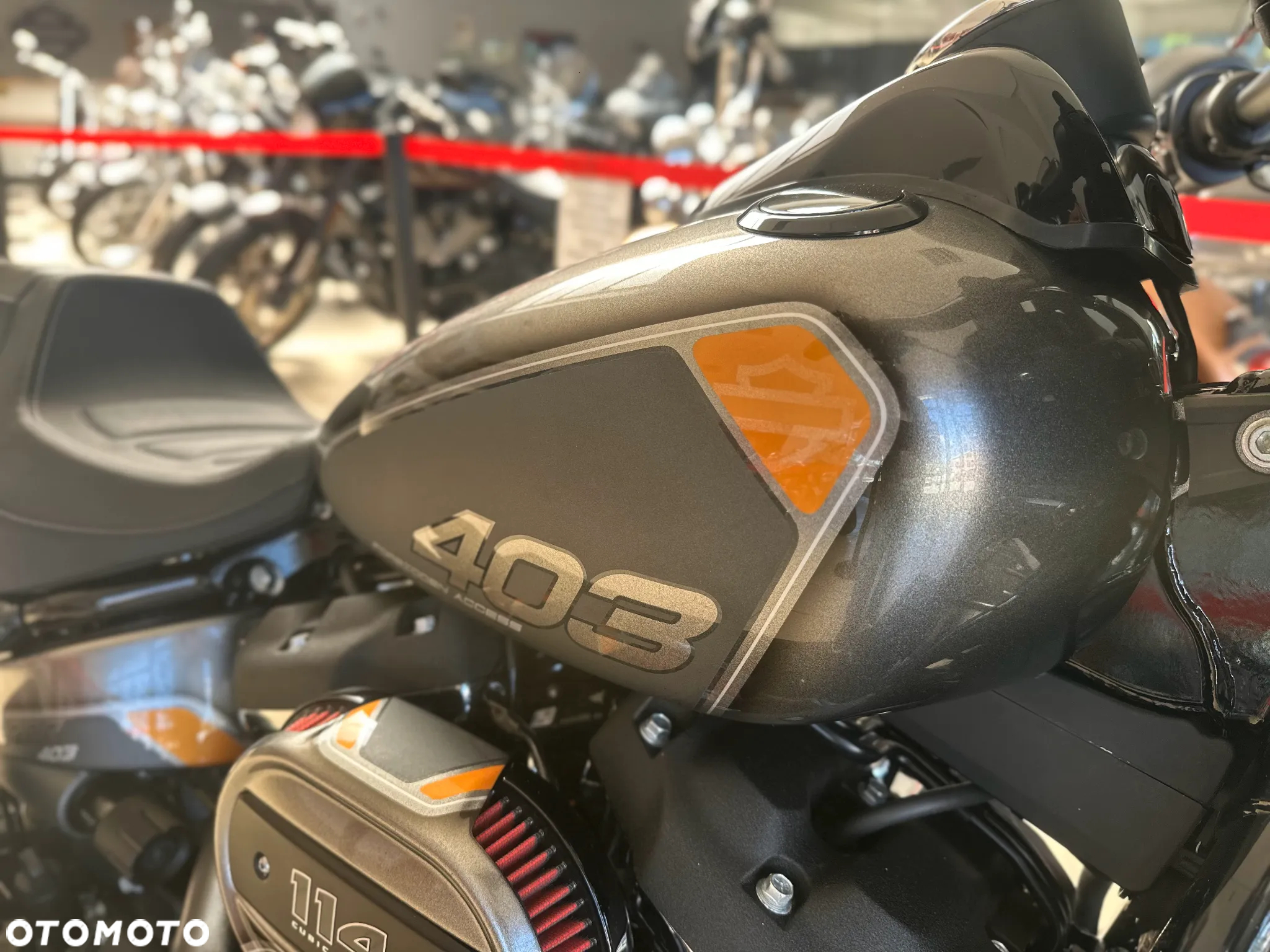 Harley-Davidson Softail Fat Bob - 15