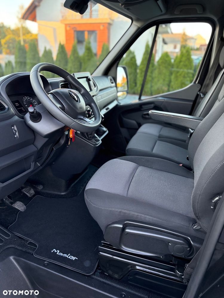 Renault Master - 11