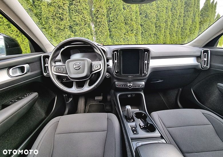 Volvo XC 40 D3 Momentum Pro - 18