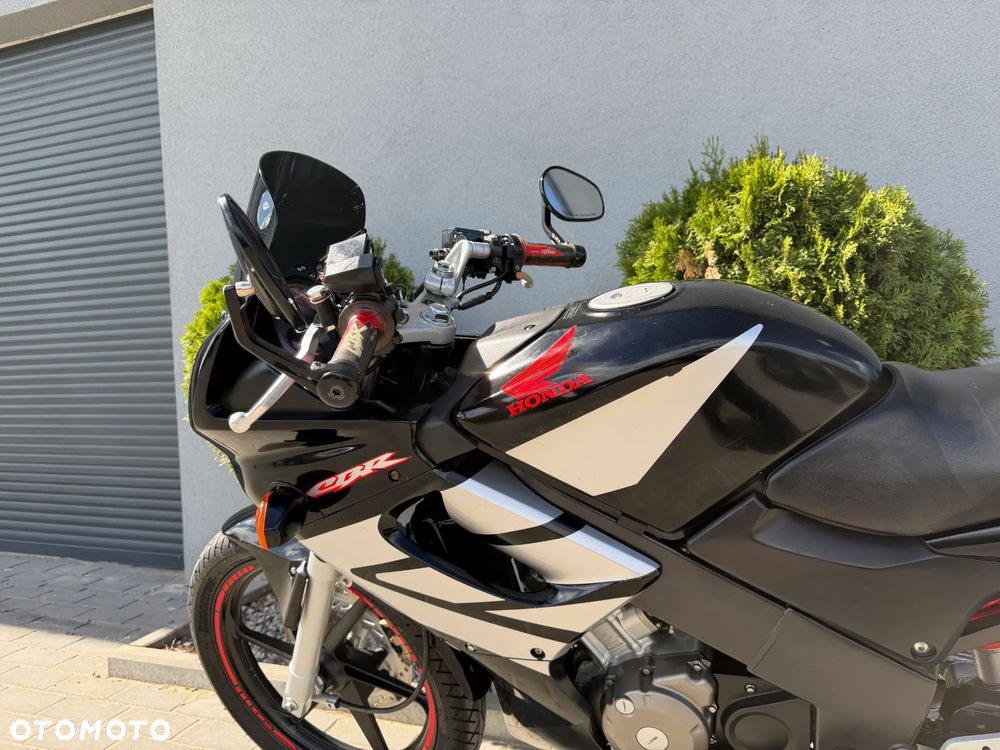 Honda CBR - 36