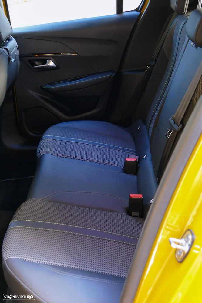 Peugeot 208 1.2 PureTech GT Line EAT8 - 11