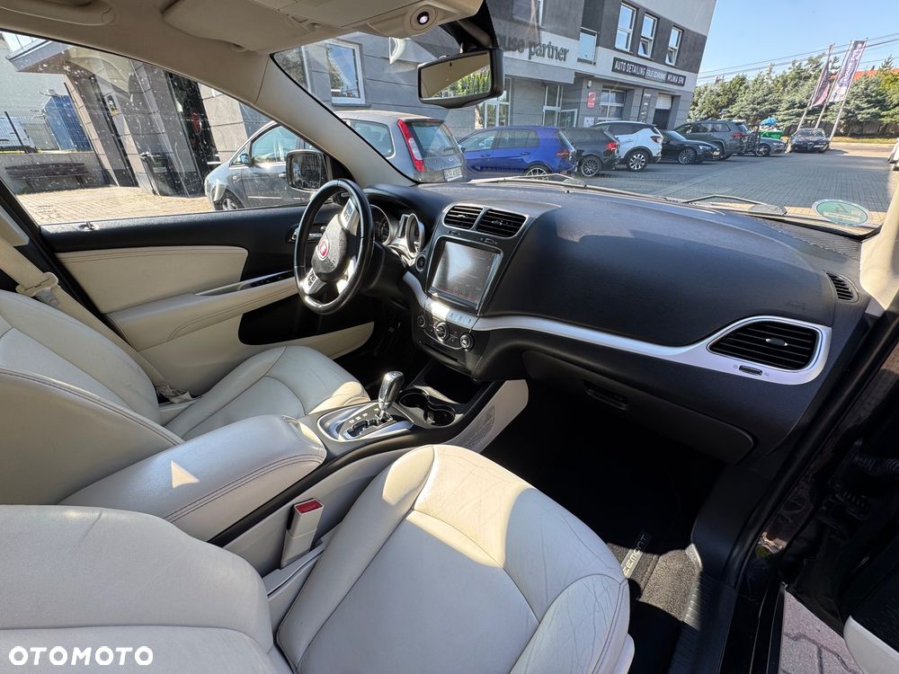 Fiat Freemont 2.0 Multijet 16V DPF Automatik Allrad Lounge - 13