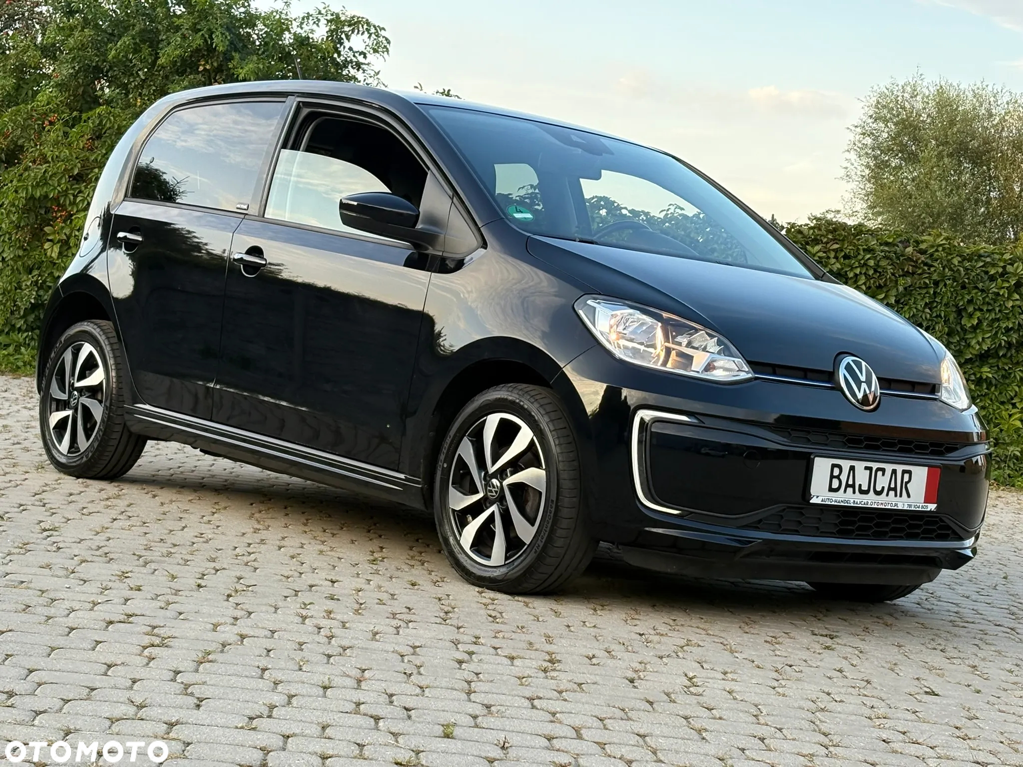 Volkswagen up! e-up Max - 4