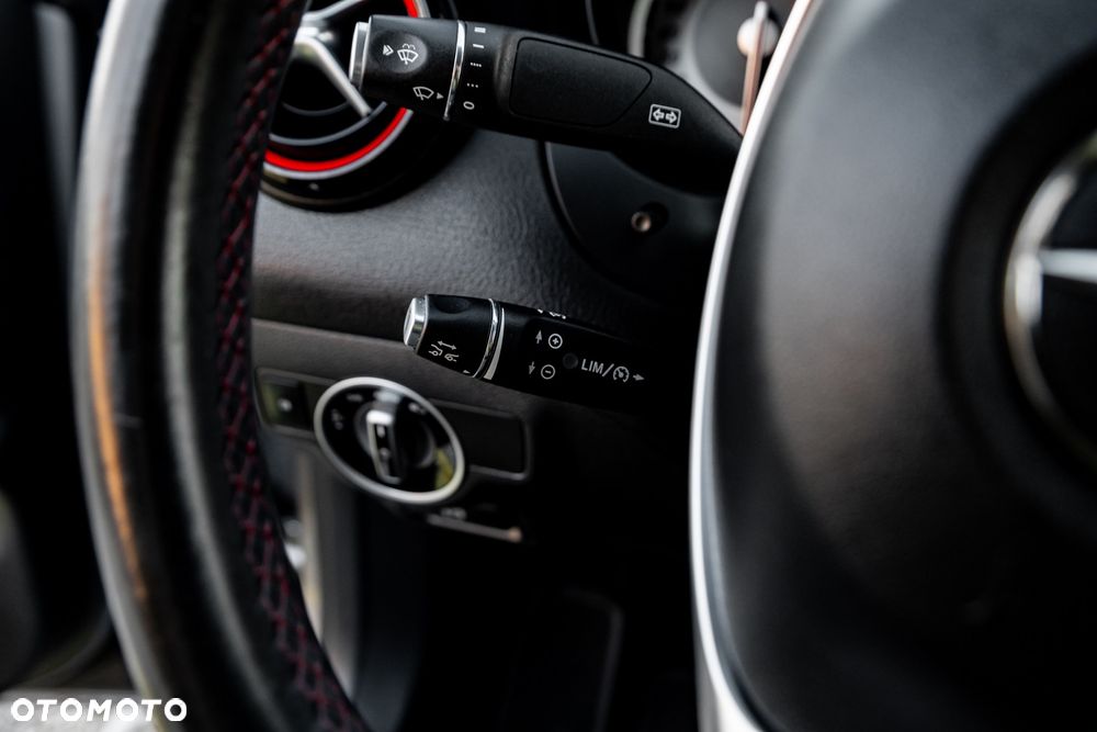 Mercedes-Benz CLA 250 7G-DCT AMG Line - 40