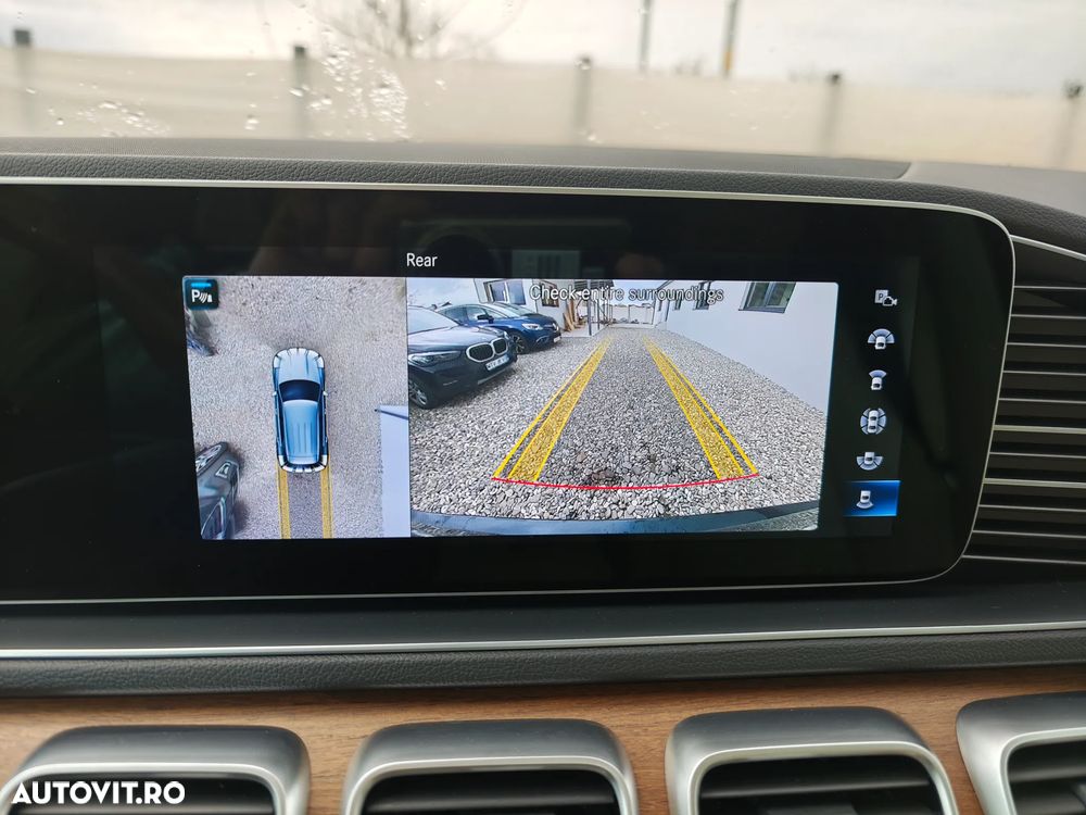 Mercedes-Benz GLE - 32