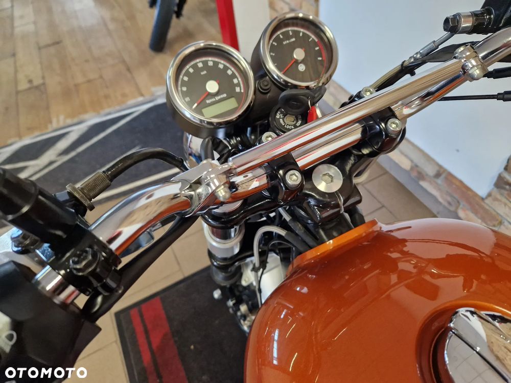 Royal Enfield Continental - 23