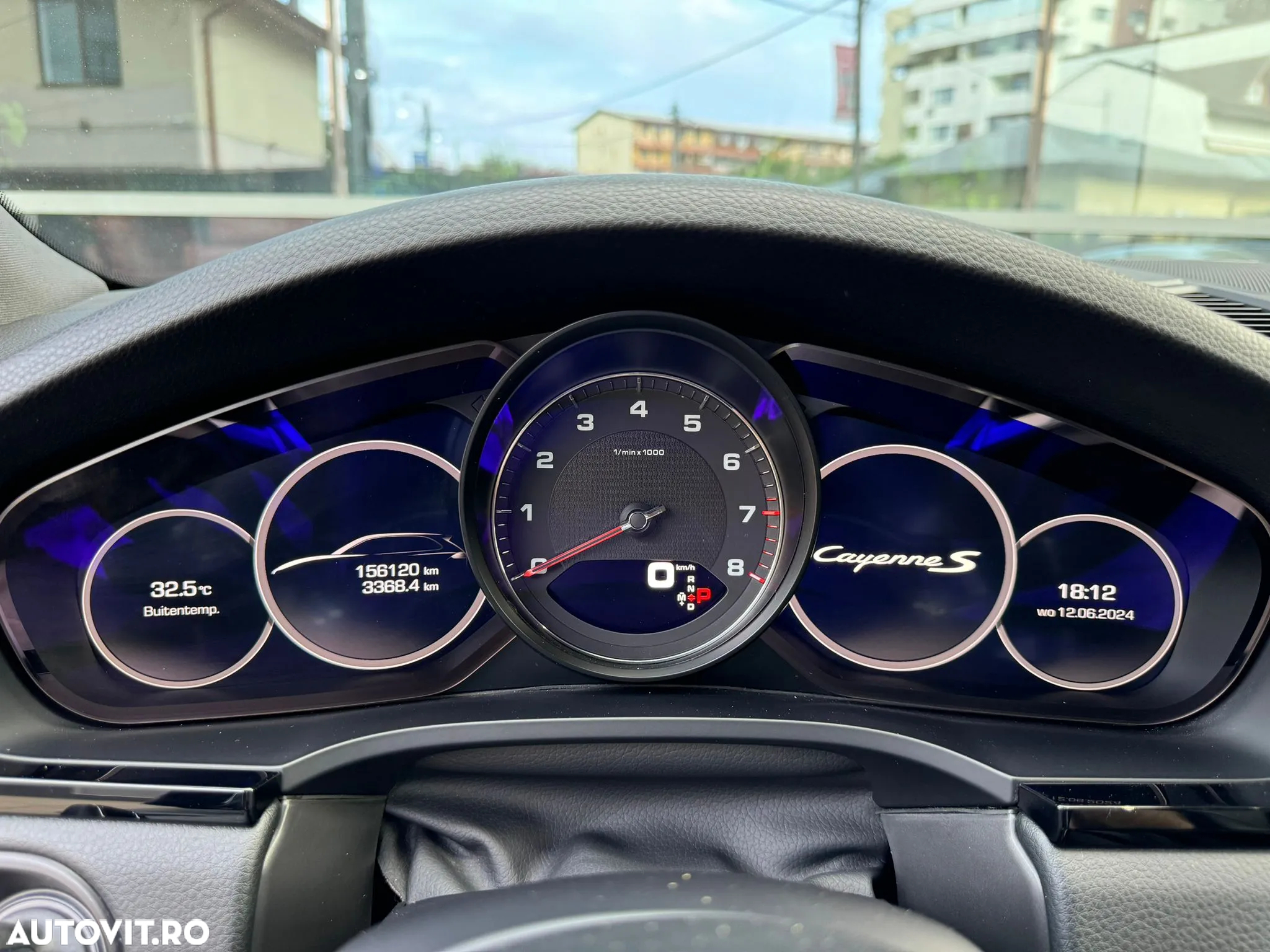 Porsche Cayenne S - 17
