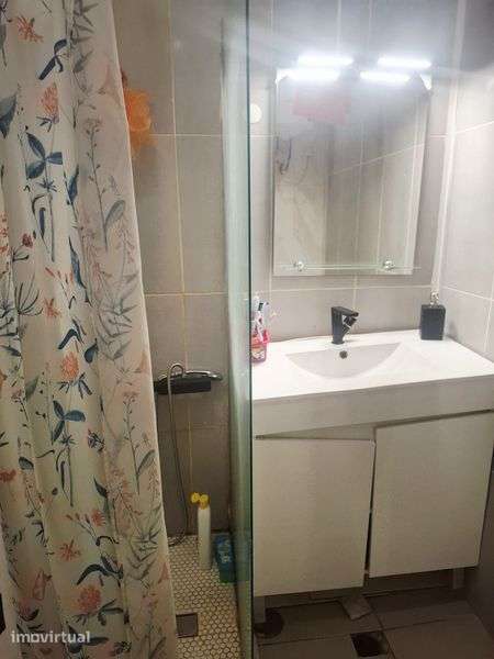 T1 + 1 para venda em Albufeira 270.000 euros, com vista mar - Grande imagem: 5/12