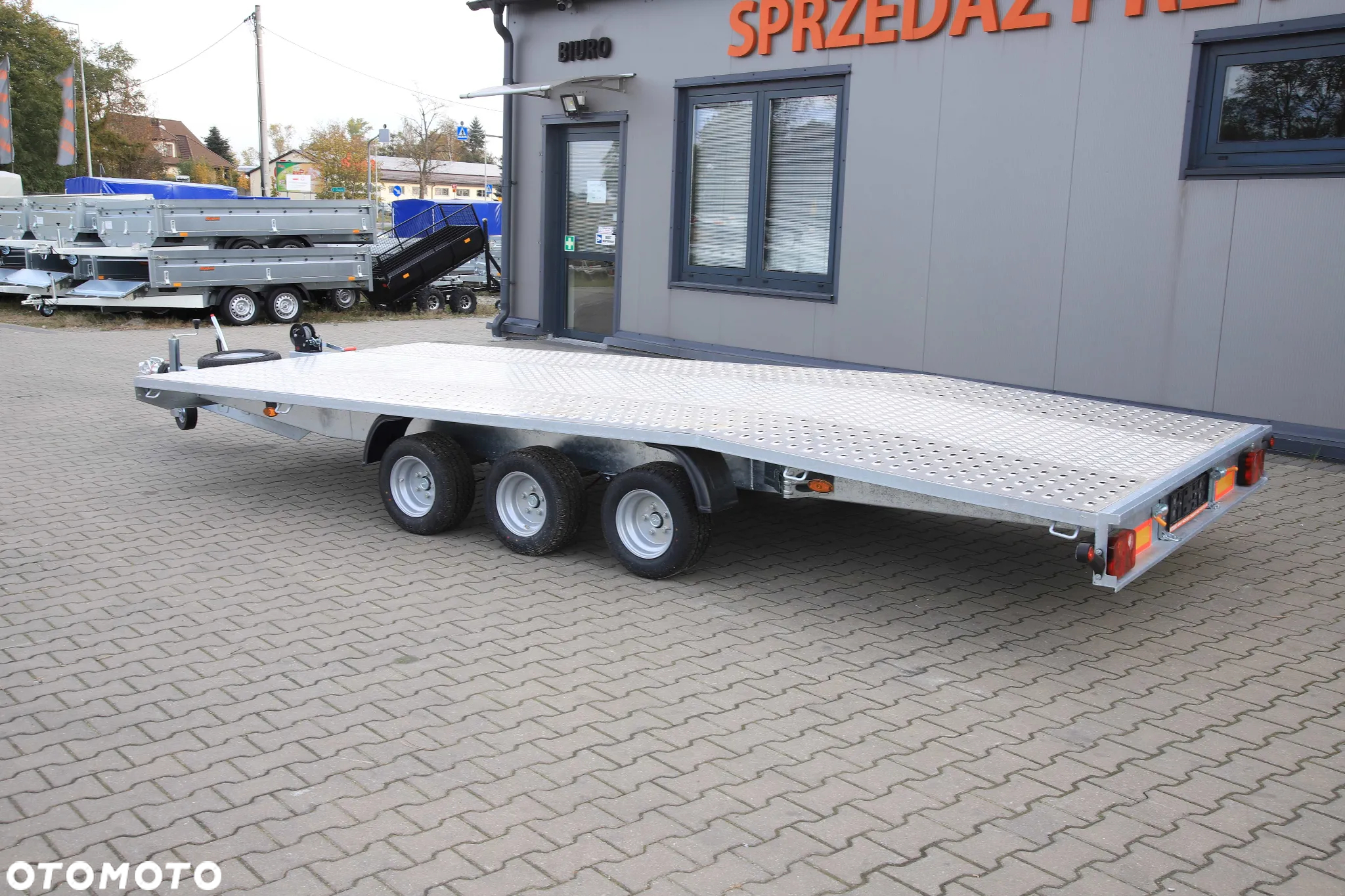 Niewiadów Jupiter 5x2.1+alu ryfel 3 osie DMC 3500 kg Koła 195R10C - 9