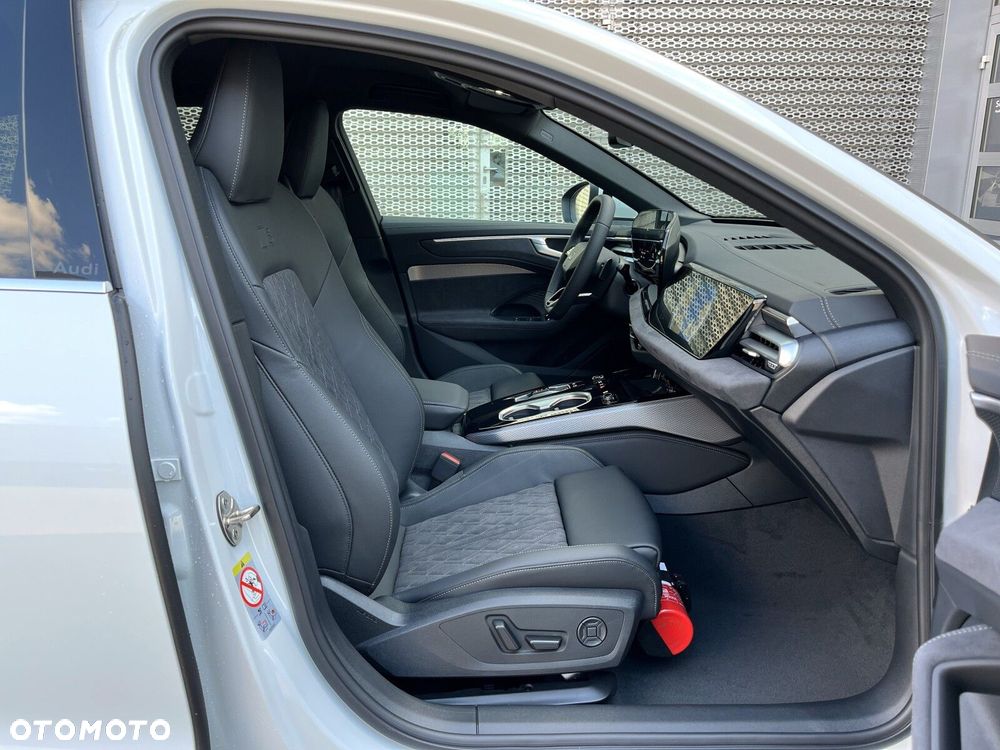 Audi A6 Avant - 14