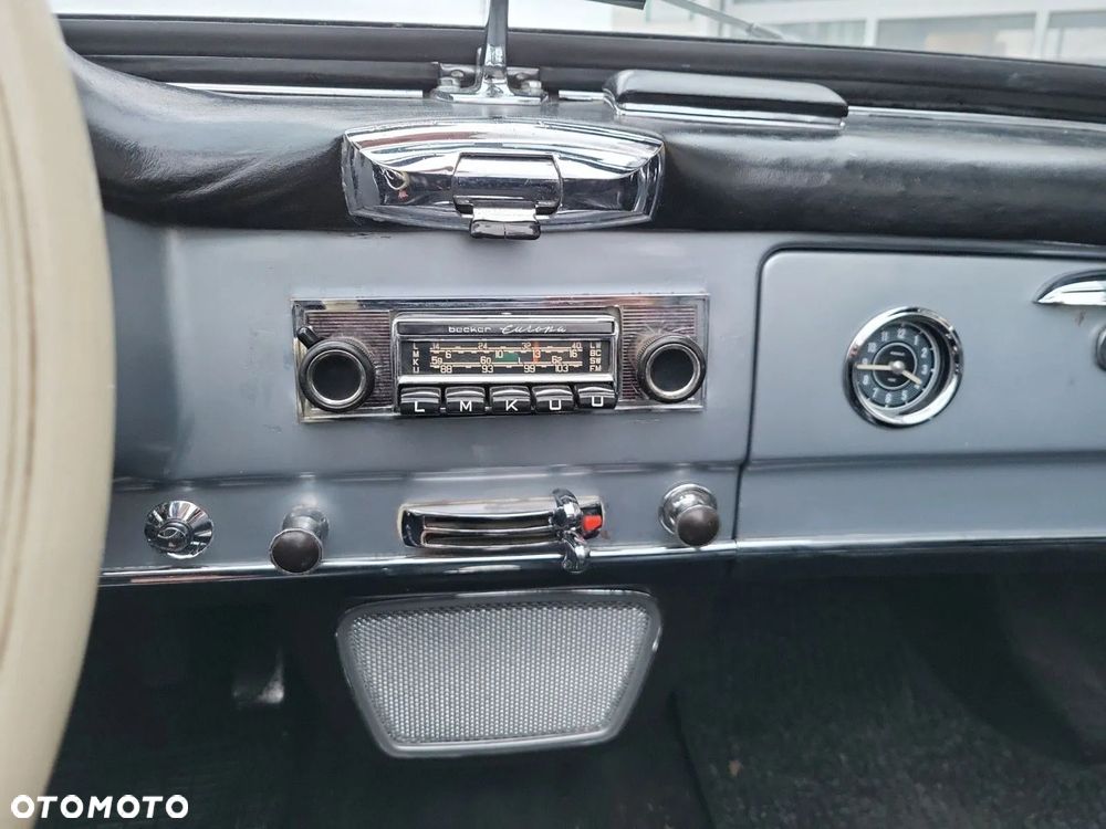 Mercedes-Benz SL - 20