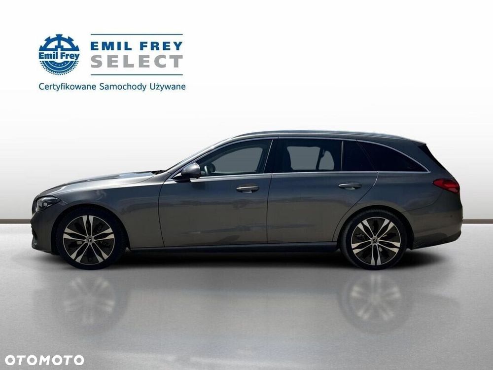 Mercedes-Benz C200 2025 photo 3