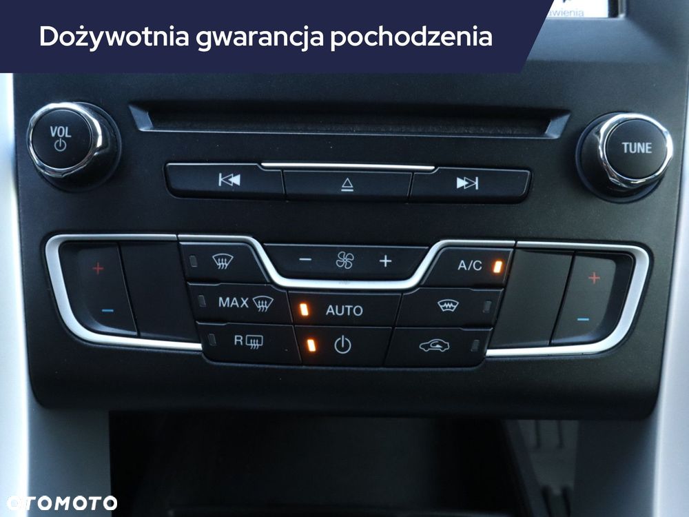 Ford Mondeo - 21