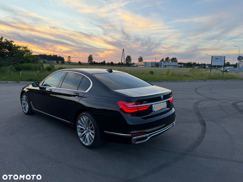 BMW Seria 7 740d xDrive - 8