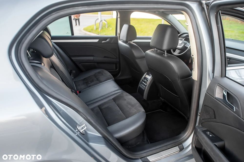 Skoda Superb 3.6 FSI 4x4 Elegance DSG - 33