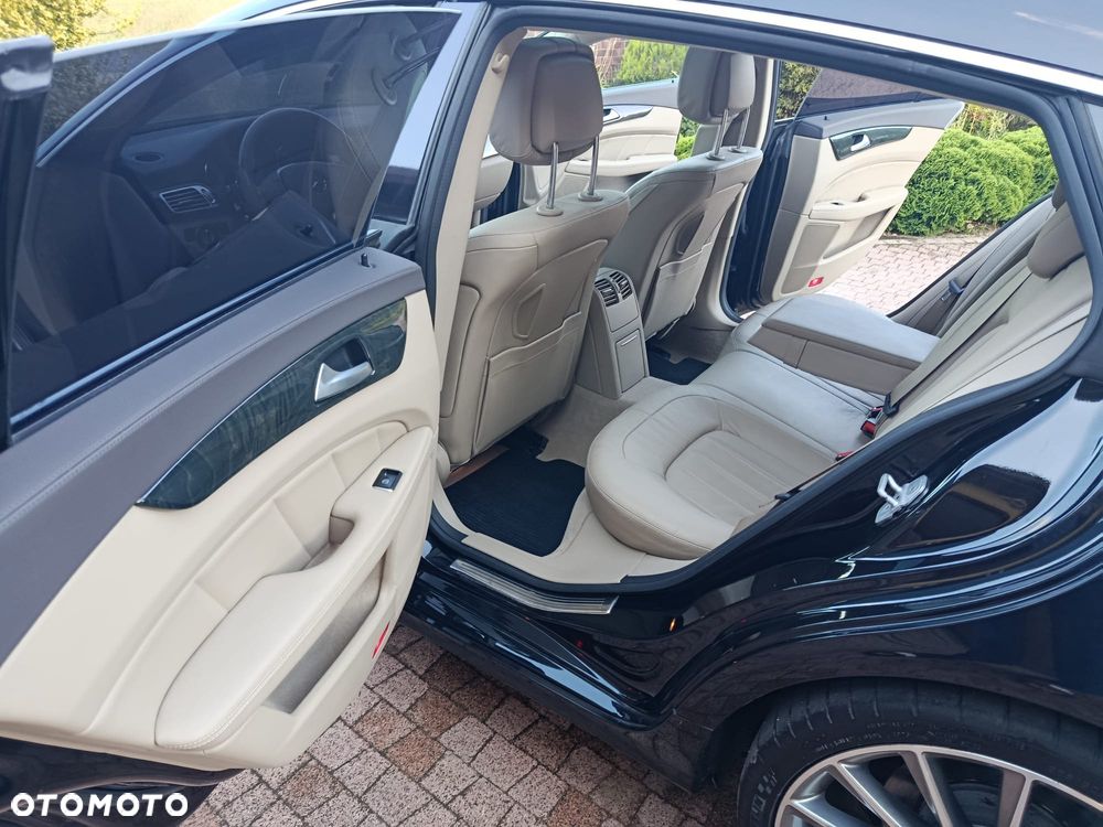 Mercedes-Benz CLS - 18