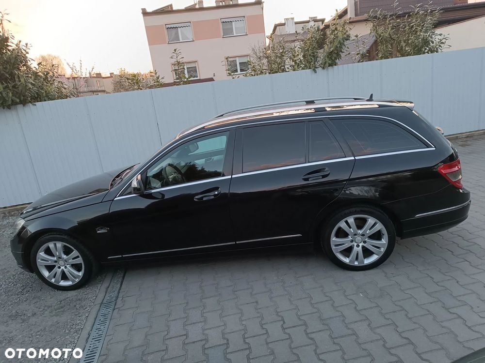 Mercedes-Benz Klasa C 220 CDI DPF Automatik Avantgarde - 17