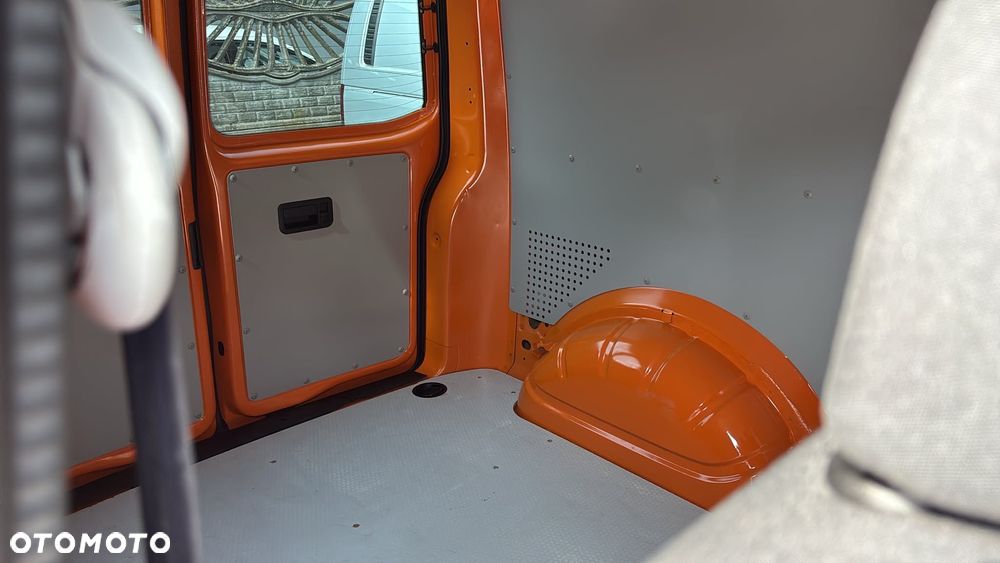 Volkswagen Transporter - 27