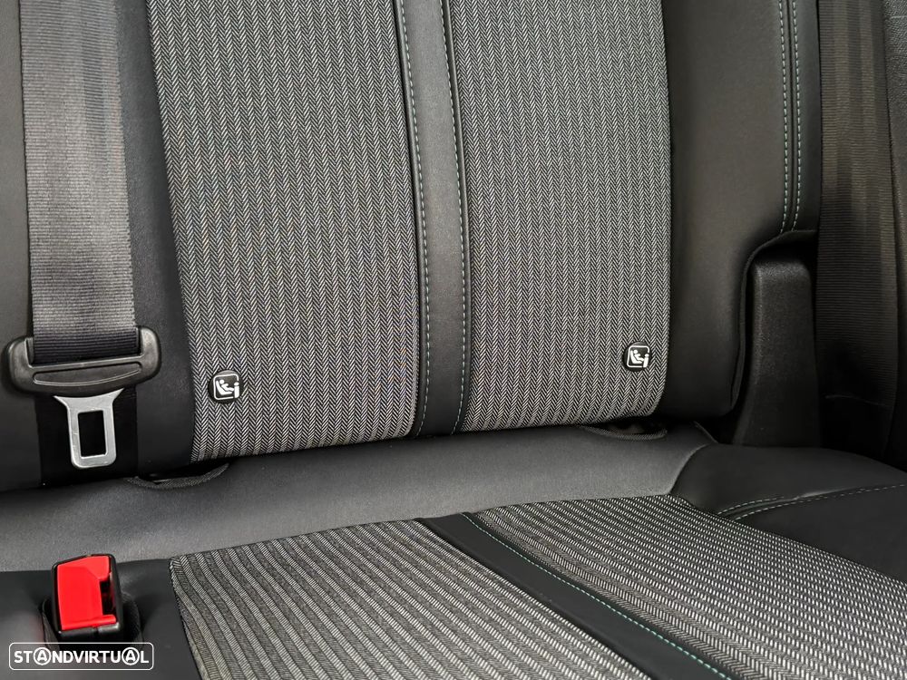 Peugeot 3008 1.6 Hybrid Allure e-EAT8 - 47