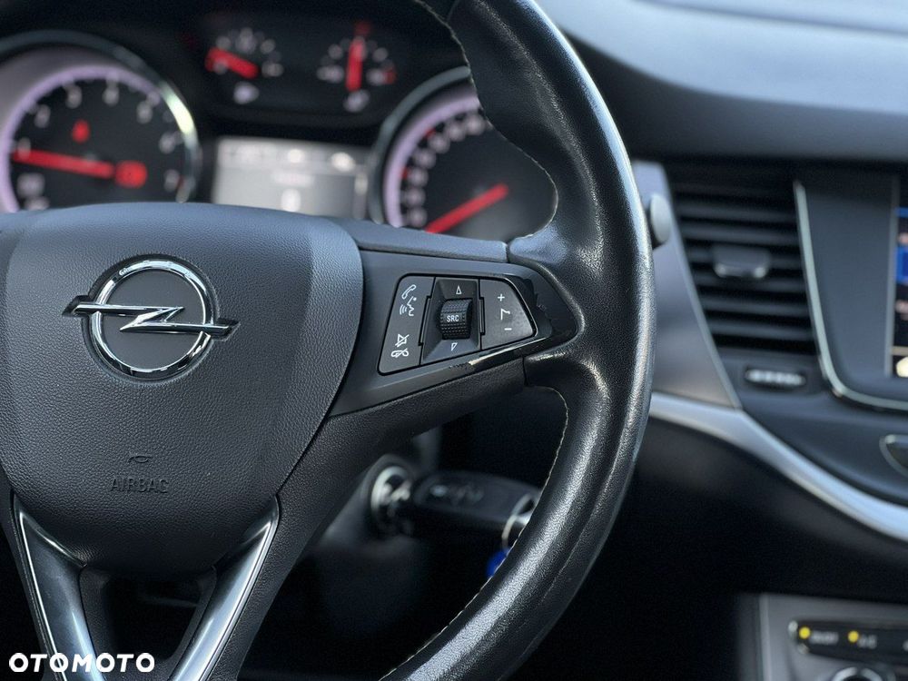 Opel Astra 1.4 T Edition S&S - 33