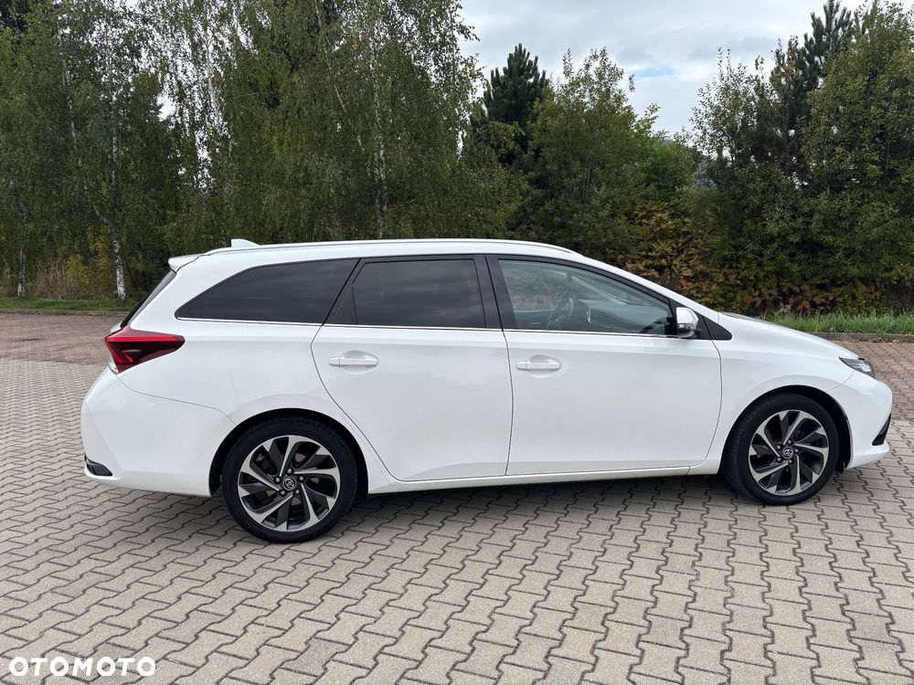 Toyota Auris 1.6 D-4D Comfort - 17