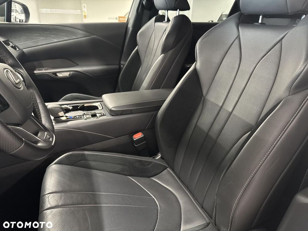 Lexus RX - 18