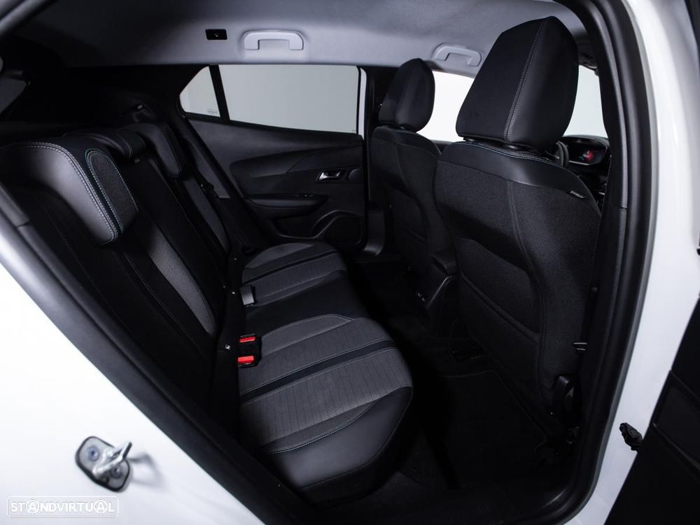 Peugeot e-2008 50 kWh Allure Pack - 12