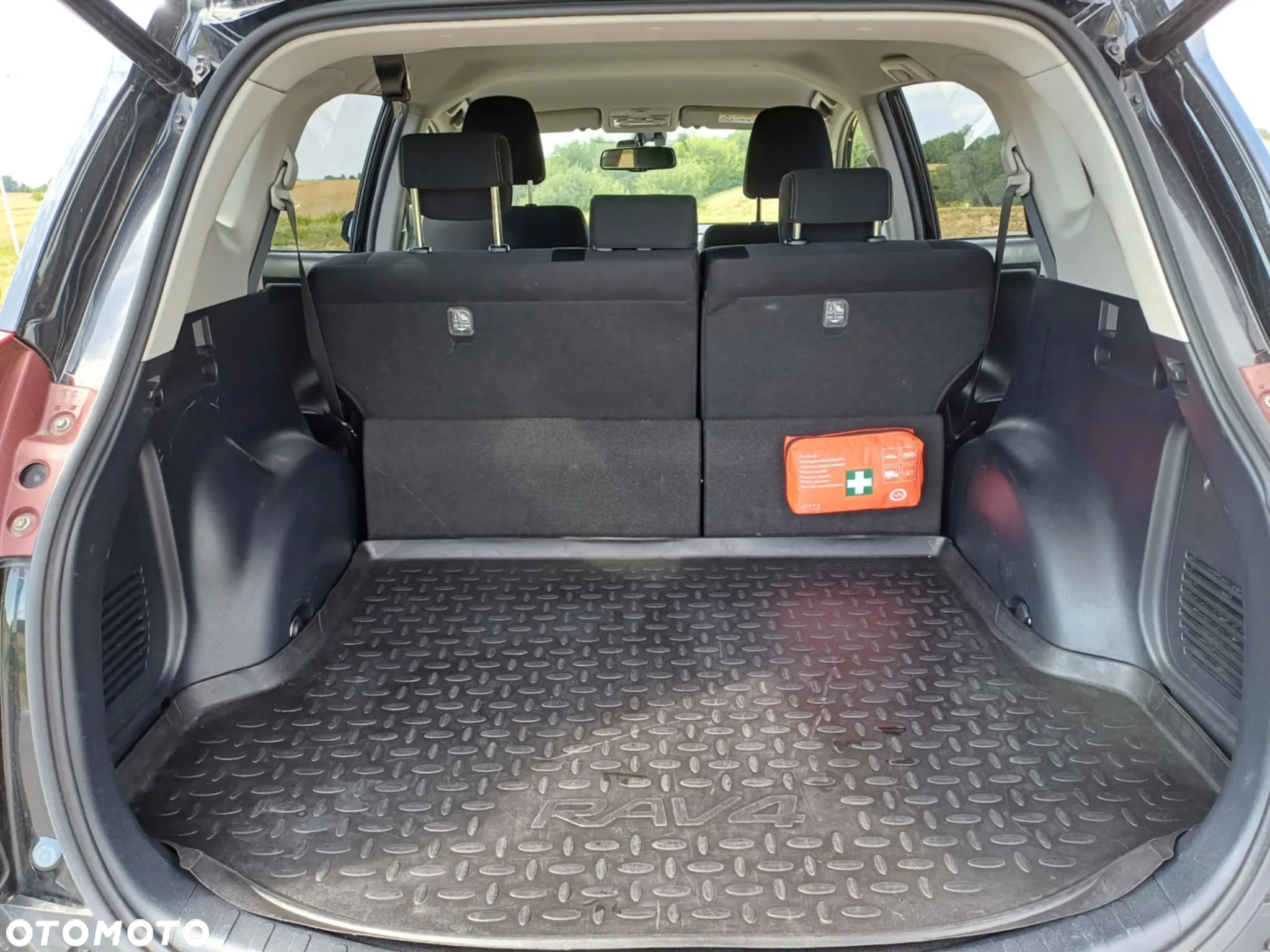 Toyota RAV4 2.0 D-4D Premium - 20