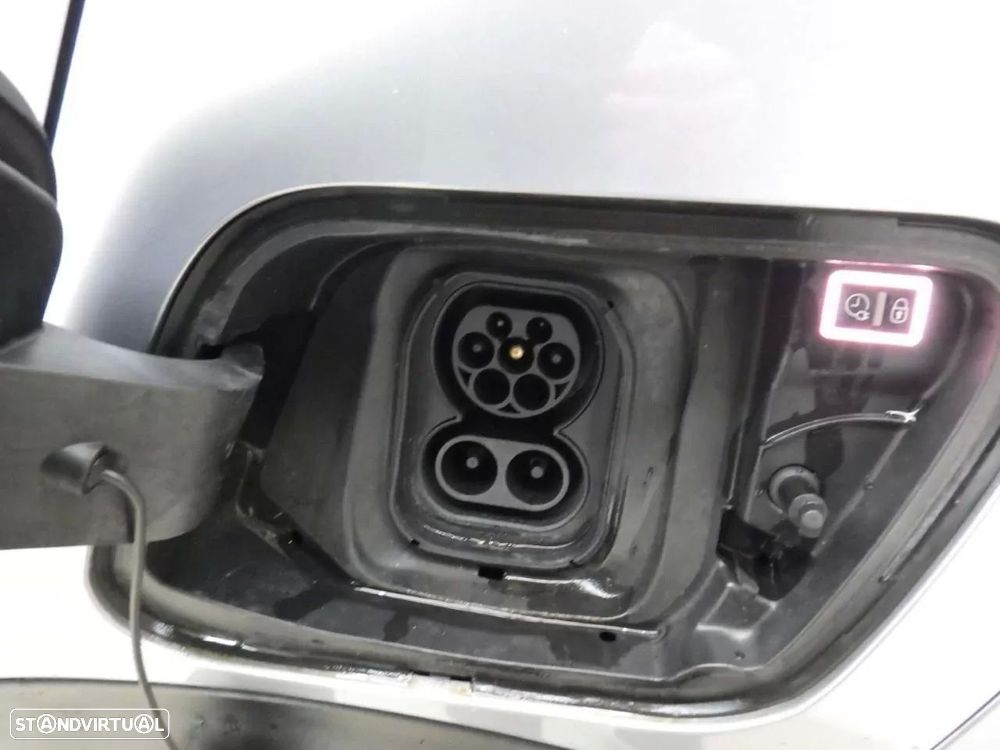 Peugeot e-2008 50 kWh Allure Pack - 9