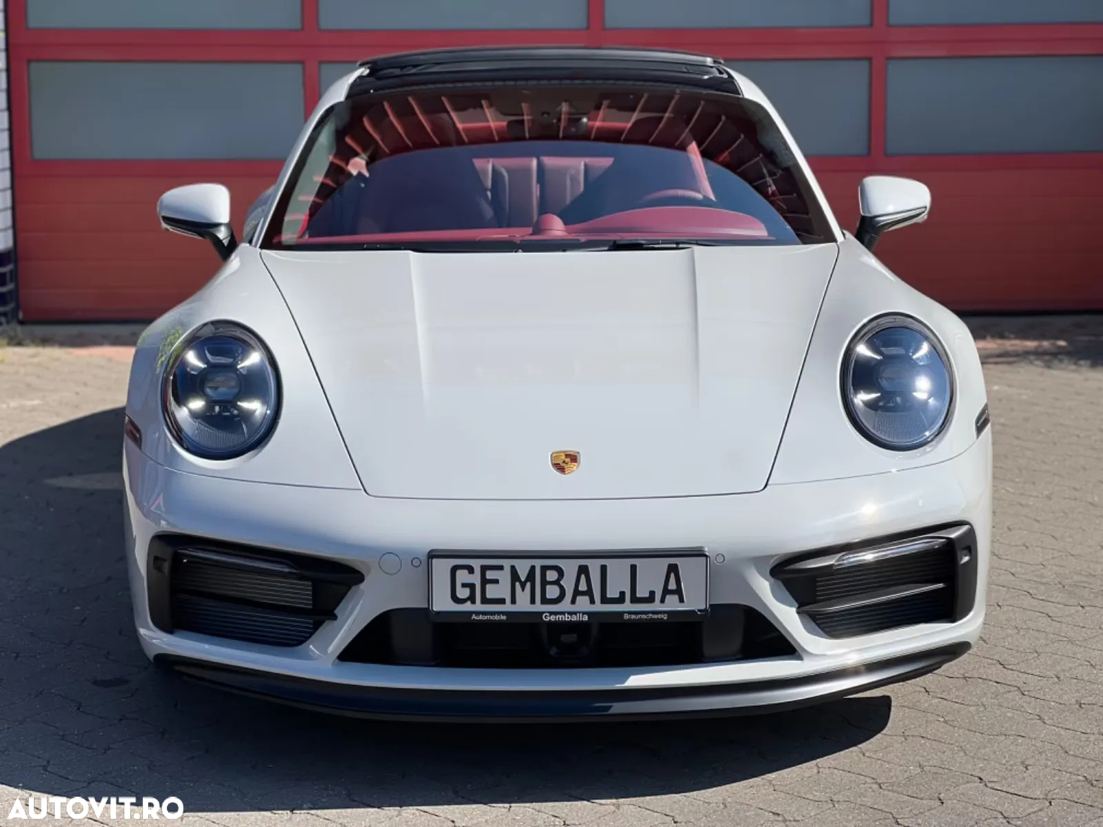 Porsche 911 Carrera Cabrio 4 GTS PDK - 2