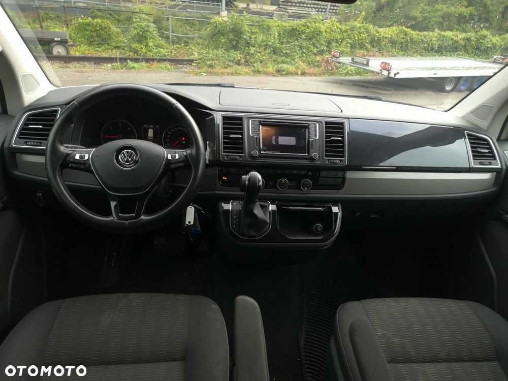 Volkswagen Multivan - 15