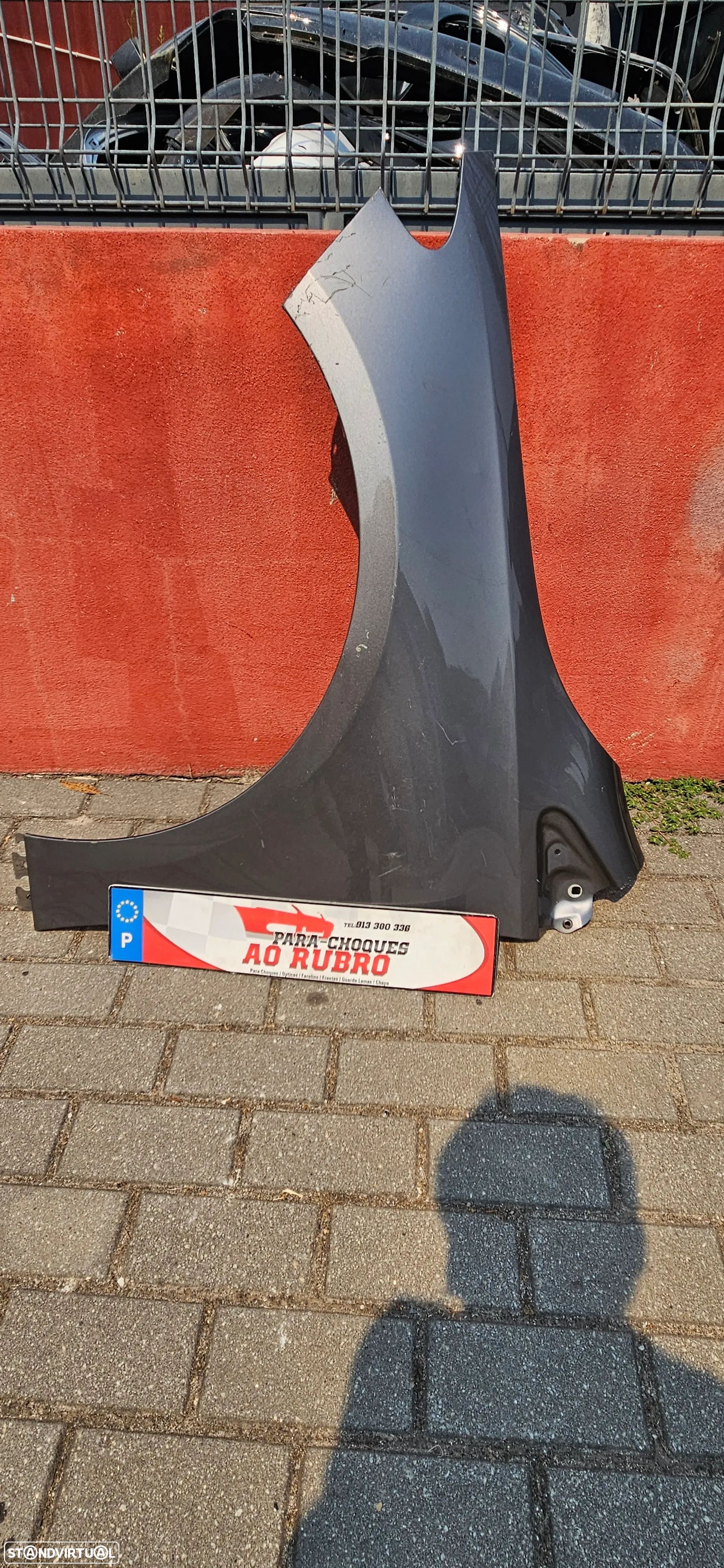 Guarda lamas esquuerdo Mercedes classe b 247 - 1