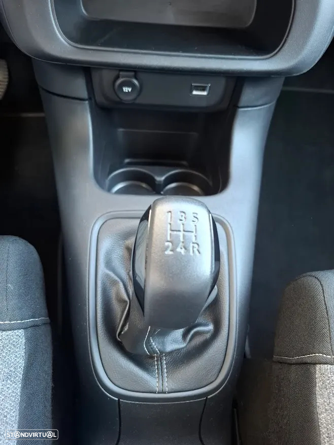 Citroën C3 1.2 PureTech C-Series - 19