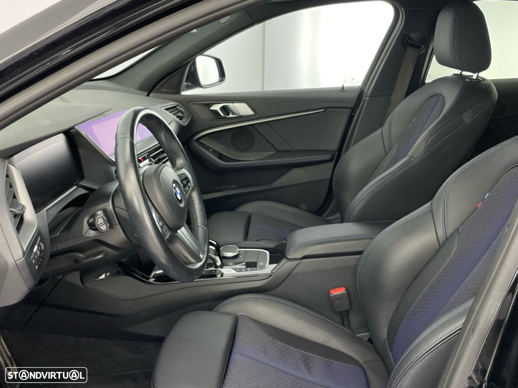 BMW 116 d Pack Desportivo M Auto - 11