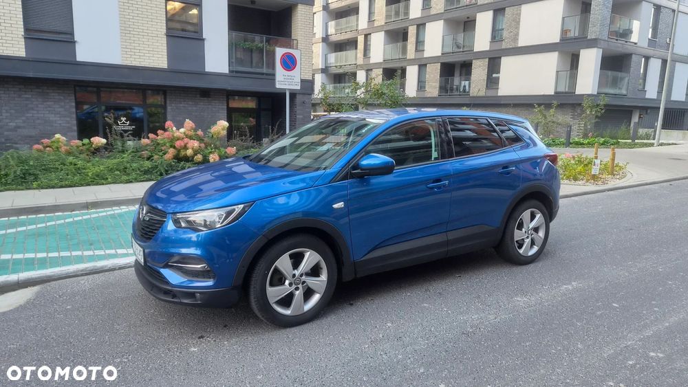 Opel Grandland X 1.2 T GPF Design&Tech S&S - 2