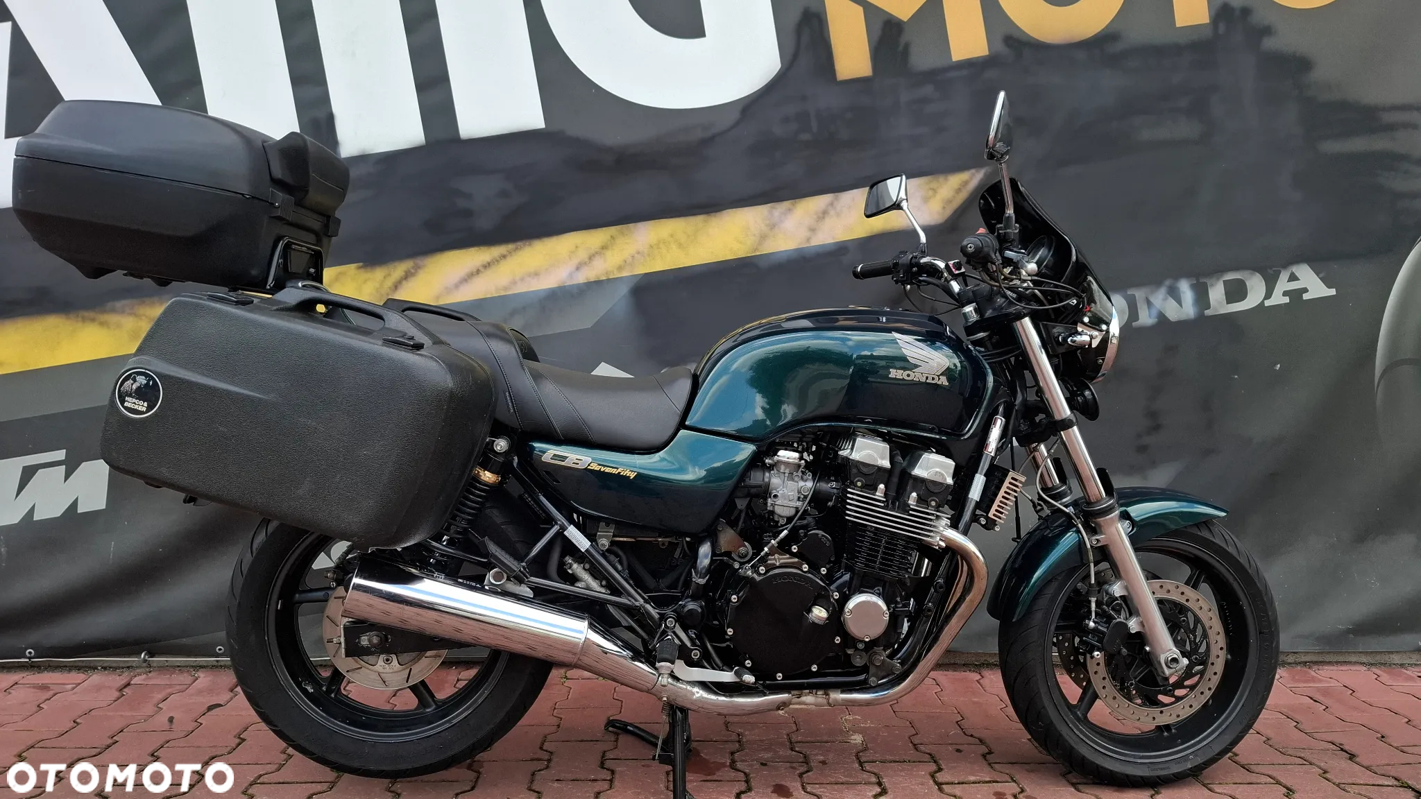 Honda CB - 2