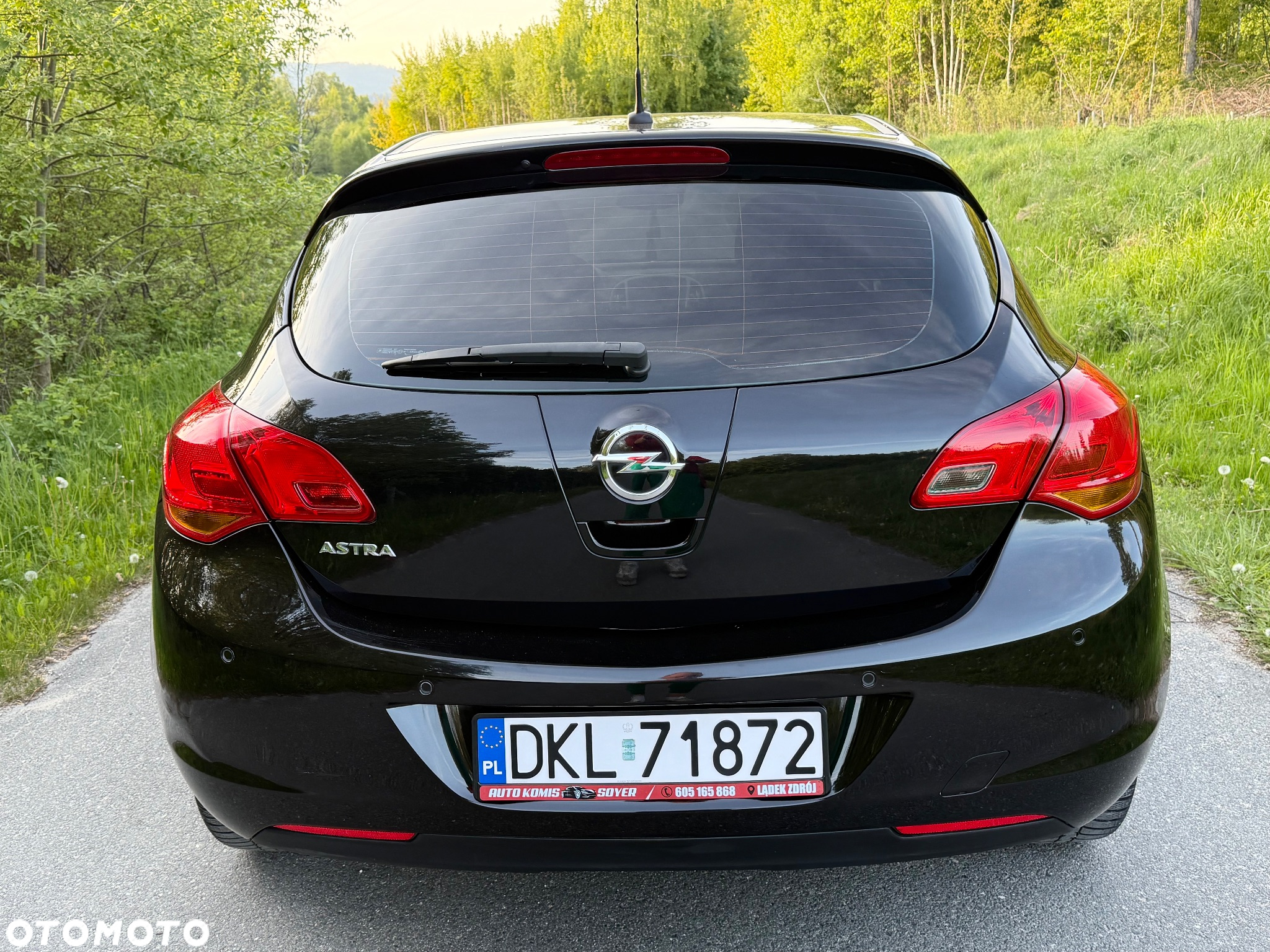 Opel Astra 1.6 Design Edition - 34