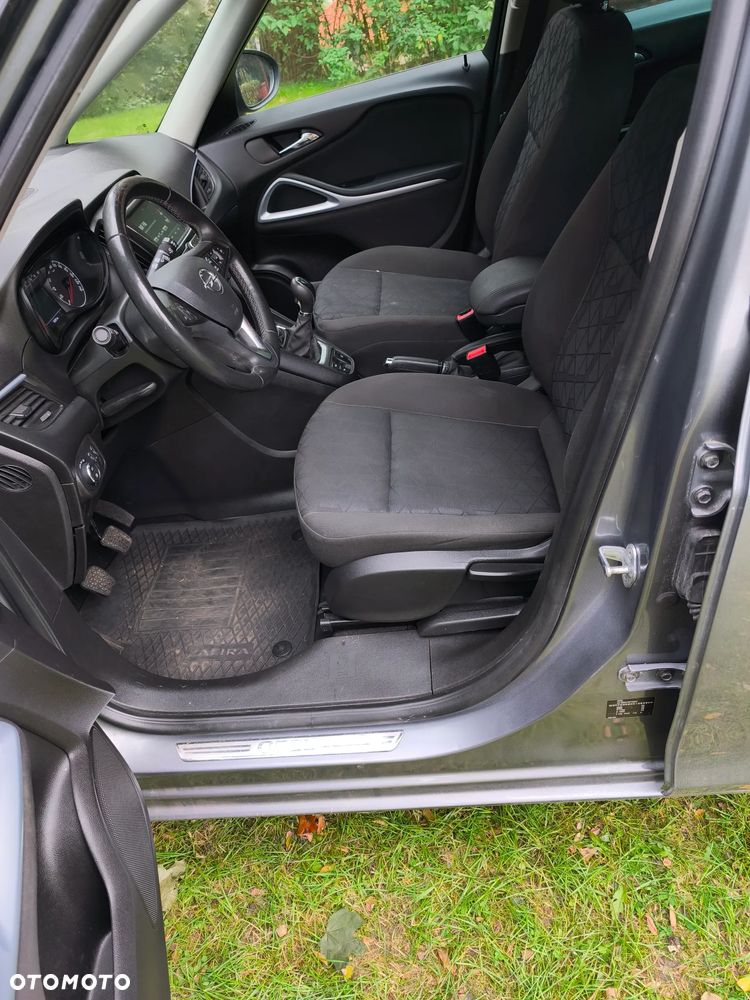 Opel Zafira 1.6 T 120 Lat S&S - 16