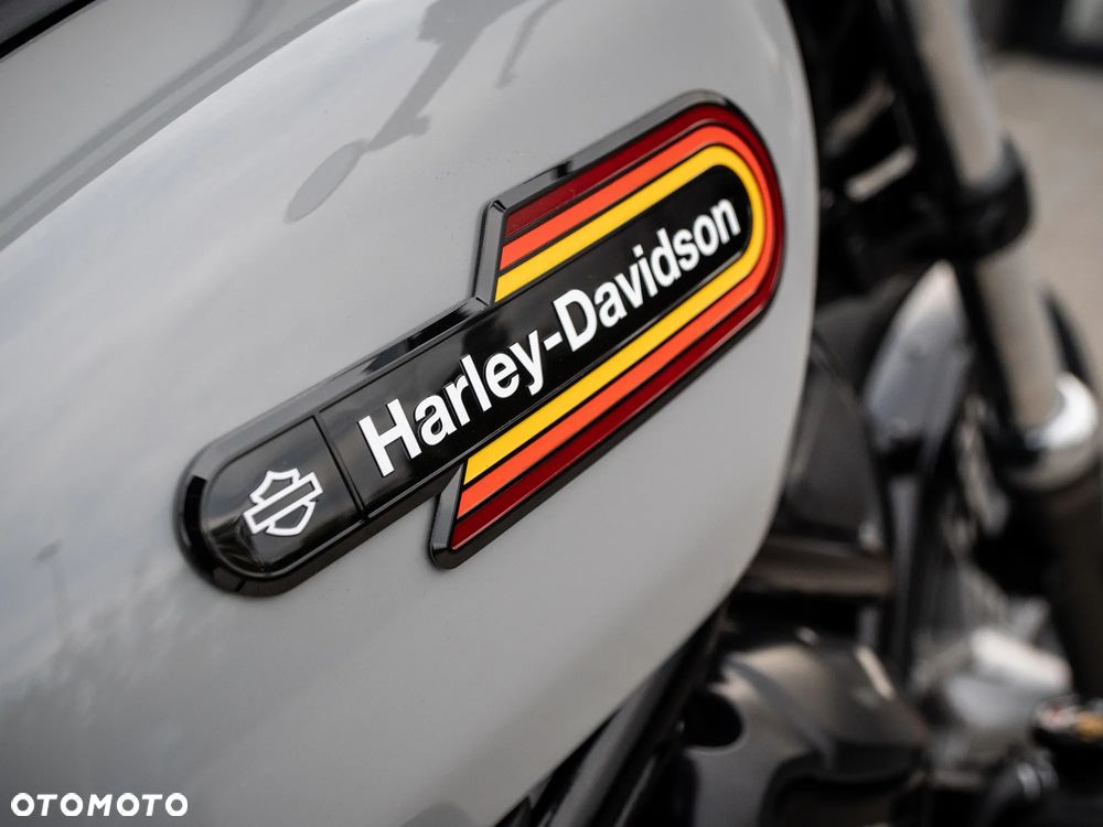 Harley-Davidson Sportster Nightster 975 - 27